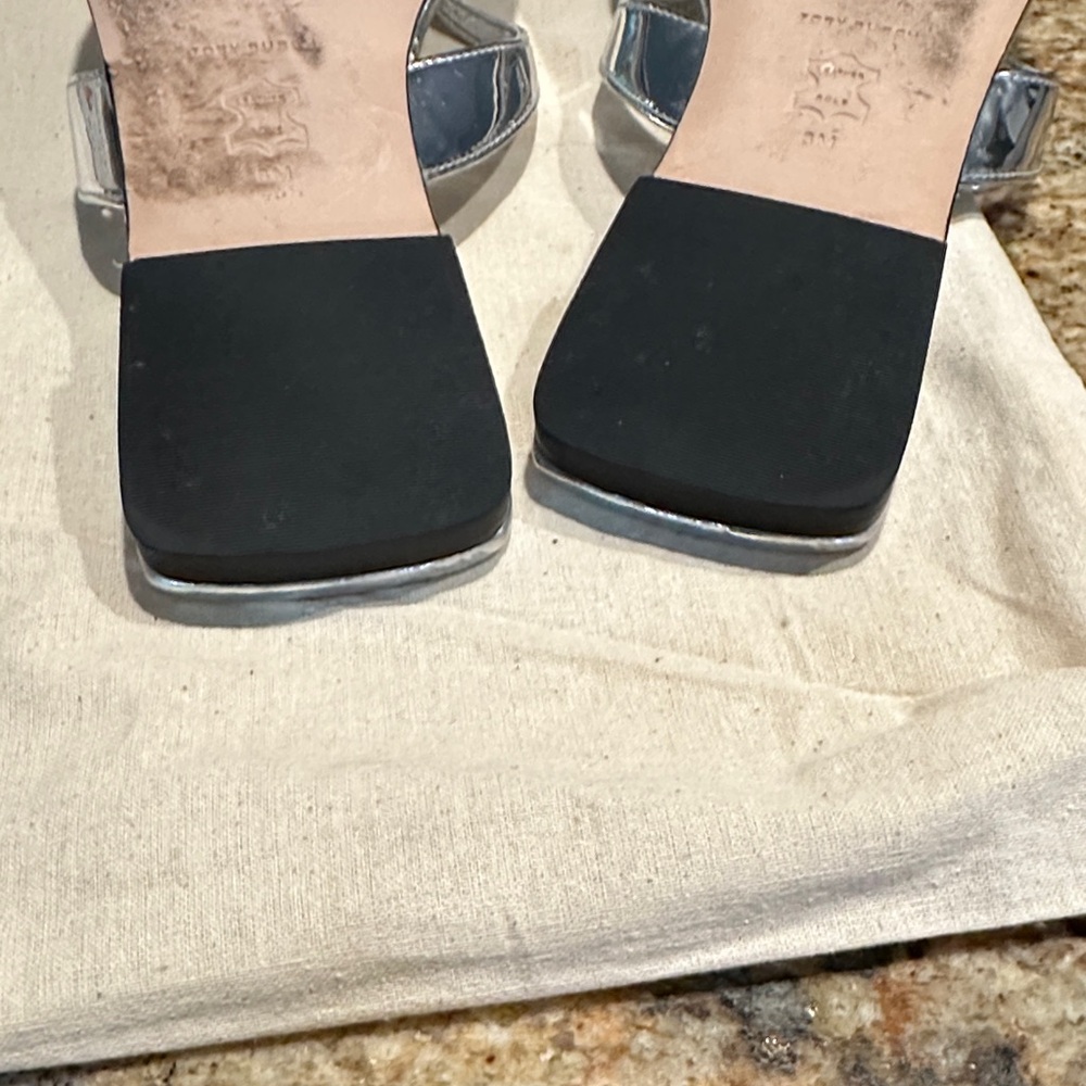 Tory Burch Metallic Silver Sandals - Picture 7 of 9